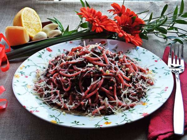 Посыпаем оставшимся пармезаном и подаём! Посыпаем оставшимся пармезаном и подаём!