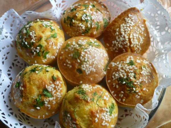 Вот и готовы мясные булочки...