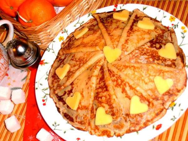 И раскладываем на блинчики,показывая тем самым, из чего сделана начинка. И раскладываем на блинчики,показывая тем самым, из чего сделана начинка.