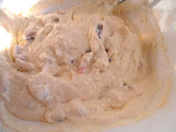 Снова перемешиваем и пробуем на вкус. Кто любит поострее, можно добавить перчику!