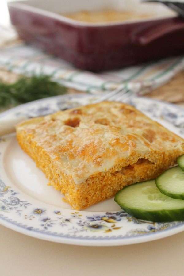 Подавать со свежим салатом.
Вкусный, необычный ужин готов.