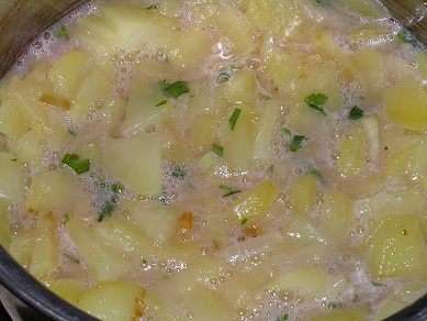 картофель с луком и чесноком,
