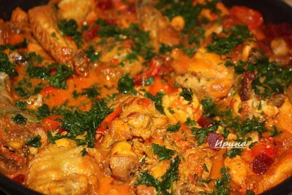 Посыпаем зеленью и вкушаем прекрасный ужин с бокалом белого сухого 