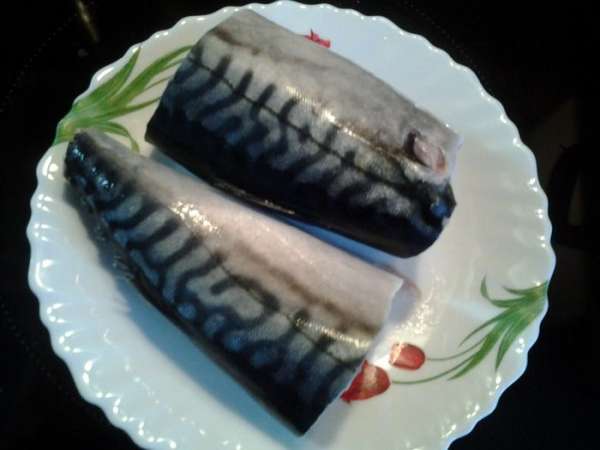 Скумбрию очистить (чистый вес 350 грамм). Скумбрию очистить (чистый вес 350 грамм).