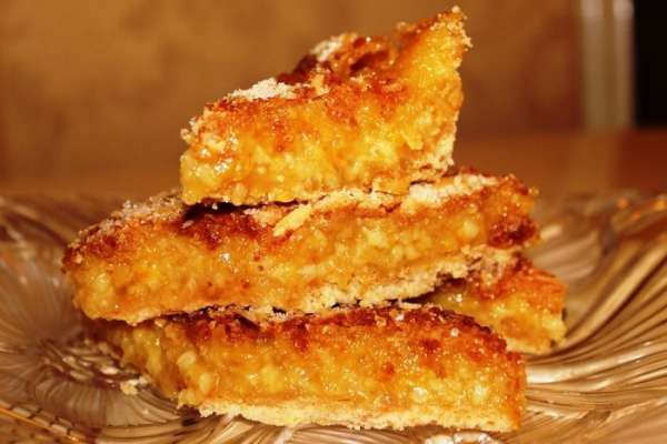 Очень вкусный лимонник под хрустящей миндально-сахарной корочкой:-) Очень вкусный лимонник под хрустящей миндально-сахарной корочкой:-)