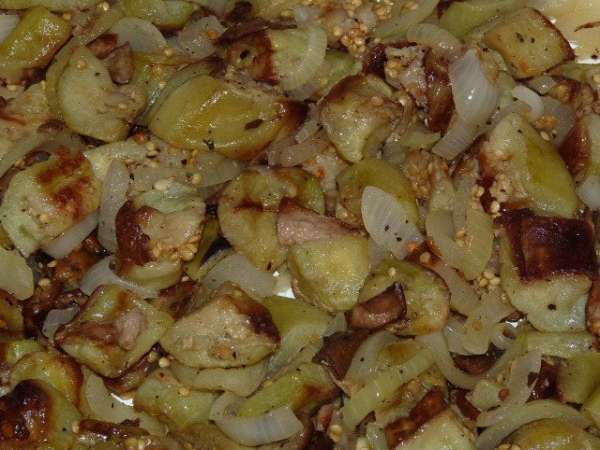 Поперчить по вкусу.