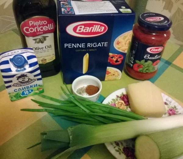 Приготовьте продукты, рецепт рассчитан на одну порцию. 