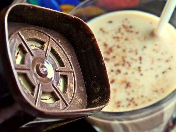 Верх можно присыпать из меленки для кофе. Верх можно присыпать из меленки для кофе.