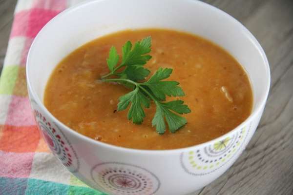Подаем, посыпав петрушкой. Особенно вкусно со свежим хлебом. Приятного аппетита)) Подаем, посыпав петрушкой. Особенно вкусно со свежим хлебом. Приятного аппетита))