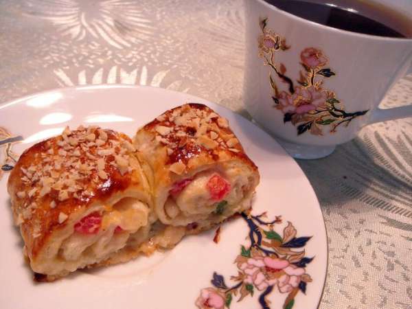 Свежая выпечка к чаю - верх блаженства!