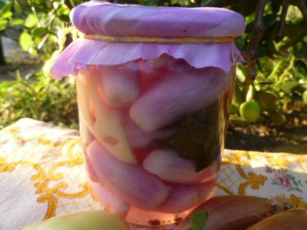 А зимой наслаждаемся вкуснейшим луком.
Приятного аппетита! А зимой наслаждаемся вкуснейшим луком.
Приятного аппетита!