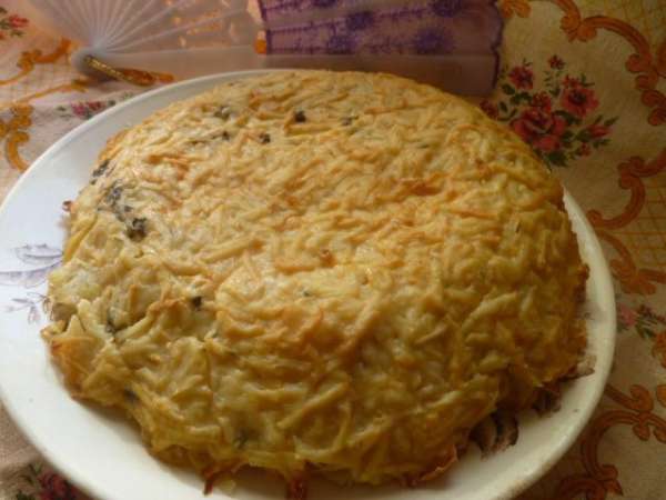 Вот остывший пирог.
Его можно кушать и так.