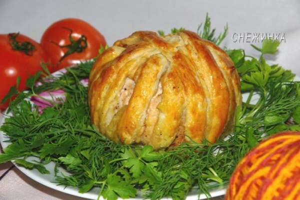 Подаем с зеленью и овощами. Подаем с зеленью и овощами.