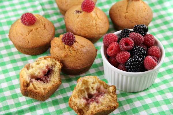 Подаем их теплыми, хотя и потом остывшие они очень вкусные. Приятного аппетита))
