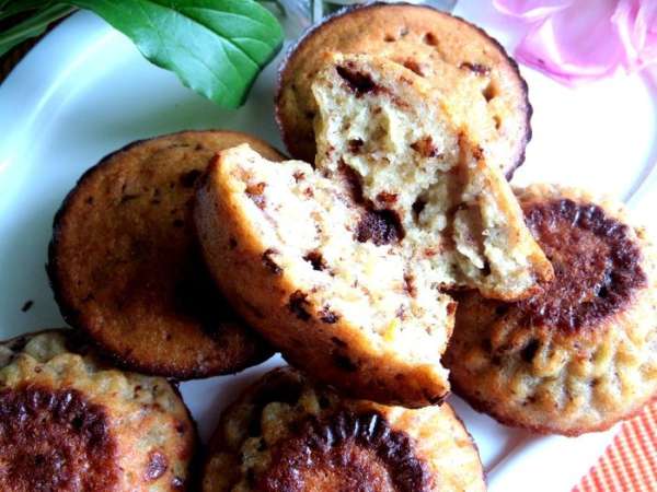 А вот они в разломе! По вкусу напоминают творожные кексы,манка совсем не чувствуется! 