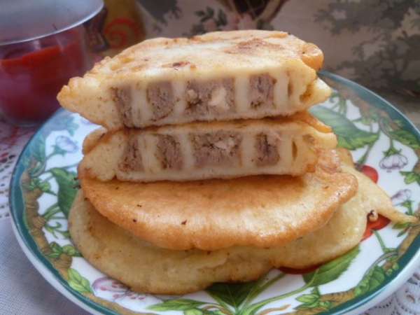 А внутри сюрприз...
Очень необычно, красиво, вкусно и очень нежно...
Приятного аппетита! А внутри сюрприз...
Очень необычно, красиво, вкусно и очень нежно...
Приятного аппетита!