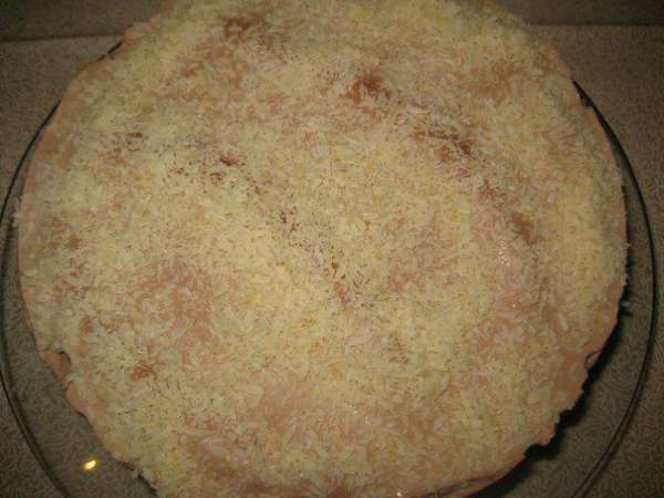 Украсить кокосовой стружкой, орехами и курагой!