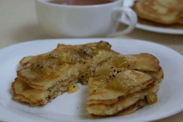 Можно подавать с вареньем, джемом, медом и т.д. Можно подавать с вареньем, джемом, медом и т.д.