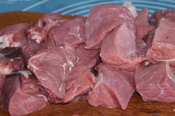 Нарезаем крупными кусками Нарезаем крупными кусками