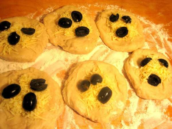 Половинки оливок без косточек!
