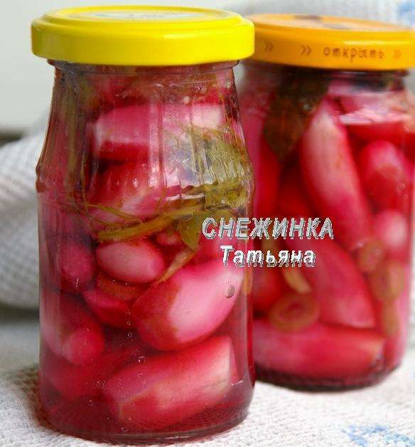 Готовые баночки оставляем до полного остывания, можно изначально укутать. Готовые баночки оставляем до полного остывания, можно изначально укутать.