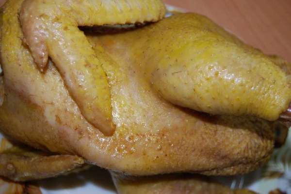 Пока варится курица,приготовим чечевицу до полуготовности.