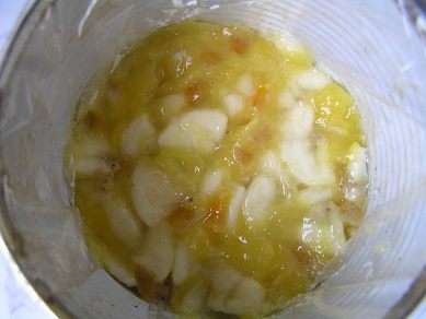 Следом салат из манго,